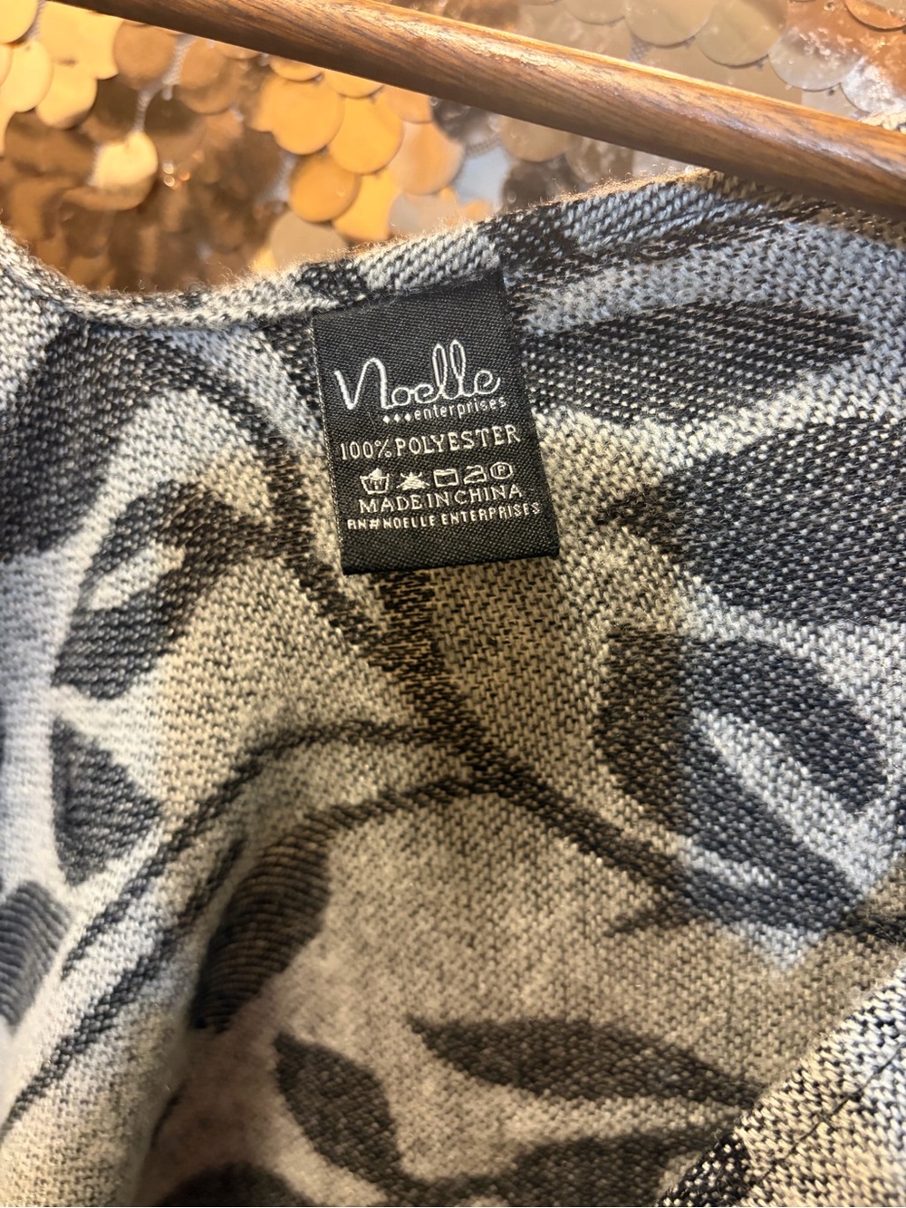 Noelle Gray Leaf-Print Crewneck Sweater poncho